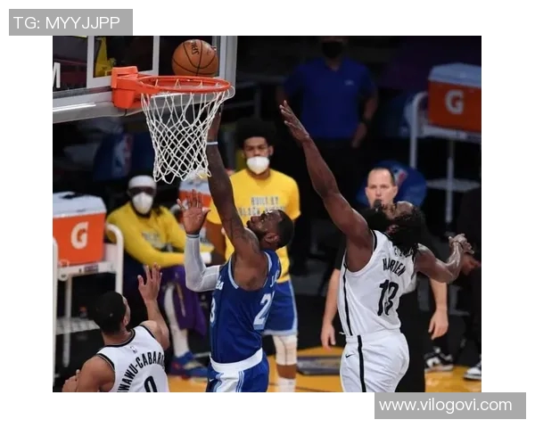 姚明首次公开道歉引发热议公众对其态度变化的深度解读与反思