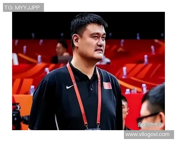 姚明与老纳的巅峰对决：篮球场上的传奇较量与友谊的传承