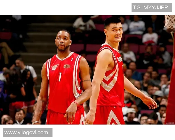 湖北姚明合影背后的故事与感动揭秘，篮球巨星与家乡情缘的深厚联系