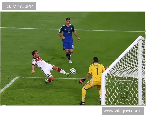 全球传球足球明星排行榜前十名揭晓精彩瞬间回顾与分析 全球传球足球明星排行榜前十名揭晓精彩瞬间回顾与分析