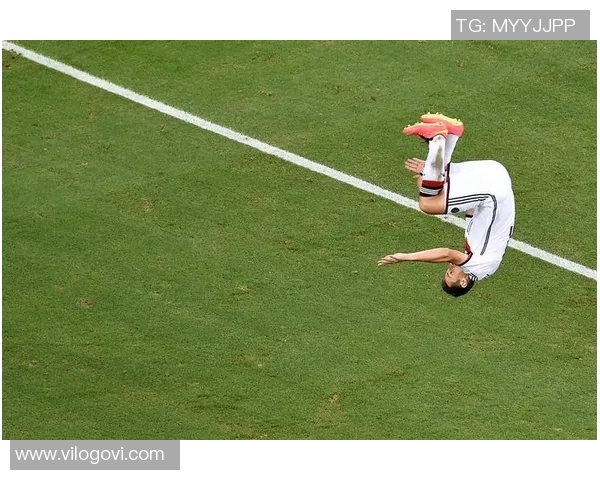 足球明星怒怼瞬间合集高清图赏析展现他们的激情与个性